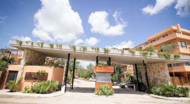 Private & Exclusive Apt Garden pool