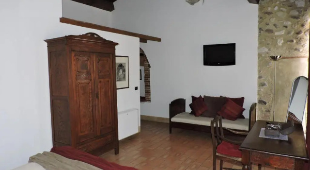 Agriturismo Sambuco, Забронировать Отель Отели Пастренго с бассейном, рядом с Зоопарк с сафари Parco Natura Viva, Бассейн
