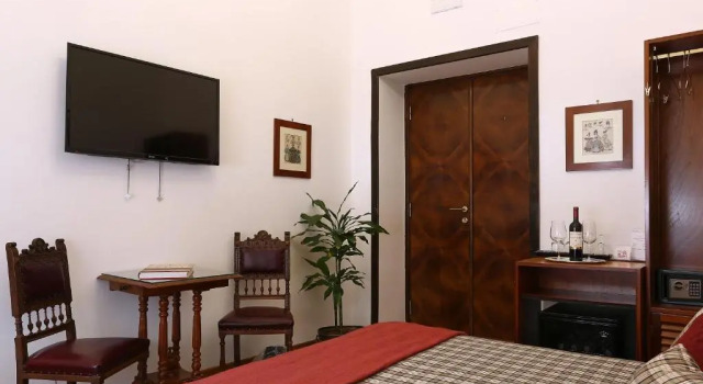 Трёхместный номер Superior Houspitality Caesar Bed & Breakfast