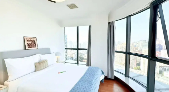Tyms 3BR 2BA Apt Gubei High View Line10, Varaa Huoneisto Changning 