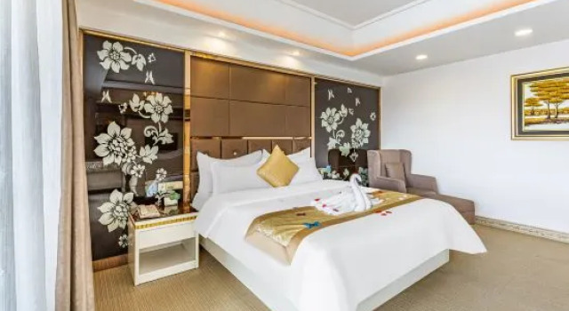 Люкс Business Yuheng Hotel Foshan