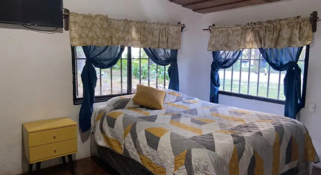 Bungalow Bahía Visión Azul, Buchen Sie Ferienhaus Villen in Solola, Villa