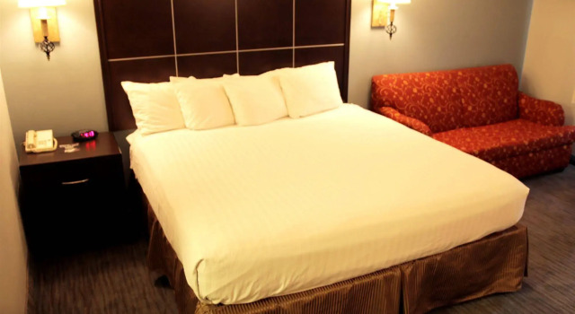 The Buena Park Hotel & Suites
