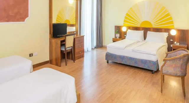 Четырёхместный номер Standard Park Hotel Jolanda