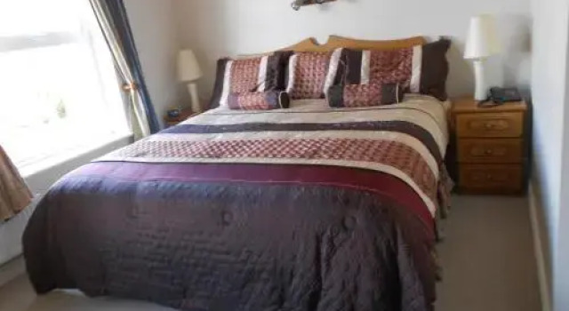 Aulber House, Prenota Hotel Cashel 