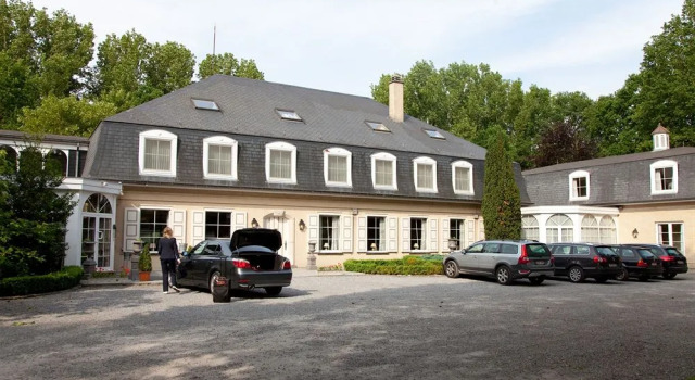 Hotel In den Bonten Os, Buchen Sie Hotel Hotels in Antwerpen mit Parkplatz, Parkplätze