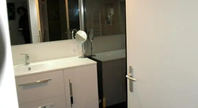 Maison de 2 chambres avec jardin clos a Pordic a 3 km de la plage, Varaa Hotelli Hotellit Côtes-d'Armor pysäköinnillä, Pysäköinti