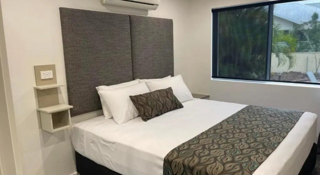 Апартаменты Southport Motel & Apartments