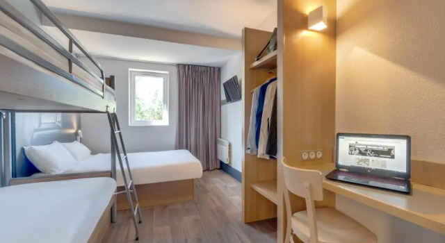 Номер Standard B&B HOTEL Fréjus Roquebrune-sur-Argens