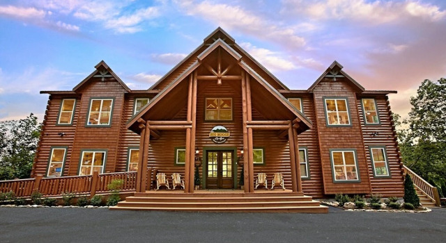 The Big Moose Lodge 16 Bedroom Home by Redawning