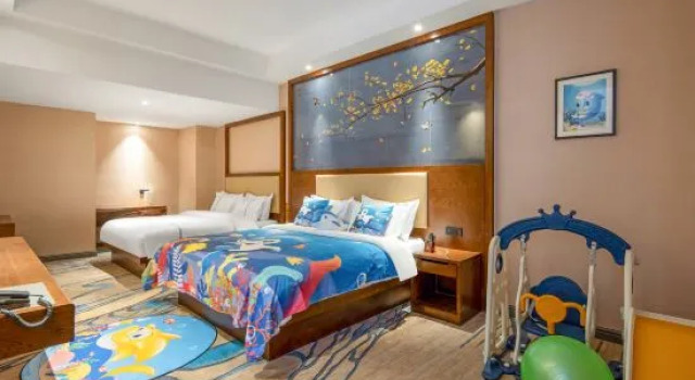 Люкс Premier Jintian Century Hotel