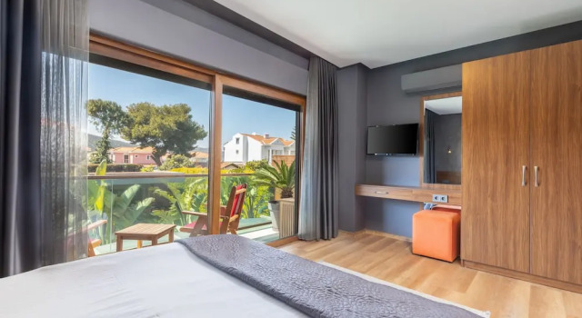 Люкс Deluxe с балконом Galano Suites Alaçatı
