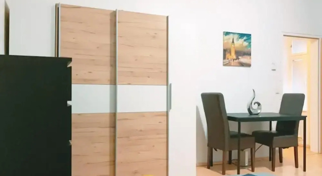 Bright Vienna 1BR Apartment Near Danube, Prenota Appartamento Vienna Austria