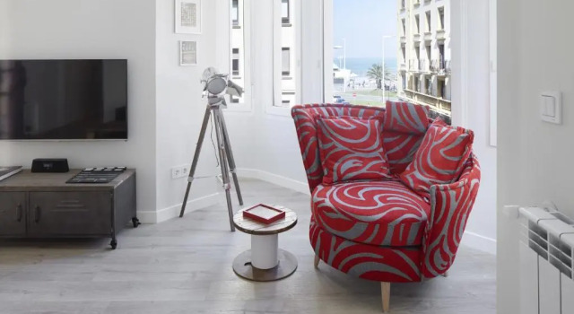 Zurriola Zinema Apartment by FeelFree Rentals, Rezerwuj Apartament Hotele w Baskonia z parkingiem, Parking
