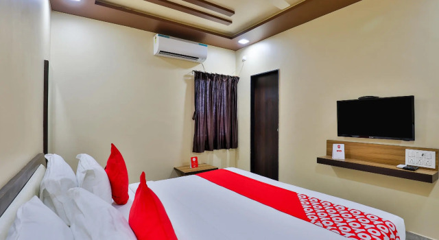 Hotel Decent Somnath, Varaa Hotelli Hotellit Somnath pysäköinnillä, Pysäköinti