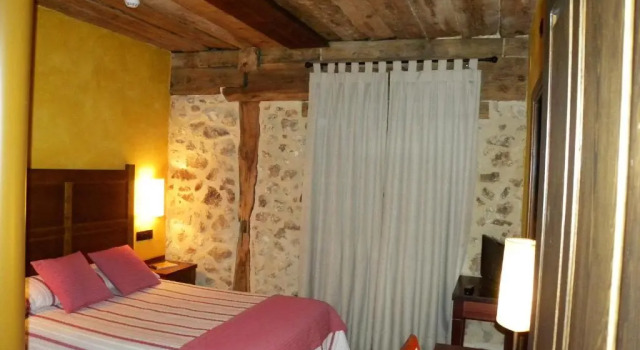 Posada Los Templarios, Забронировать Отель Отели Усеро 3 звезды, 3*