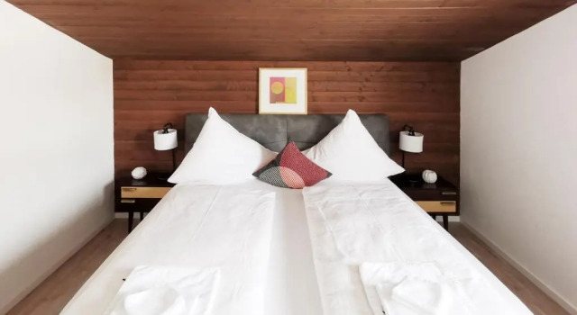 Family Friendly Chalet - Central with Beautiful Mountain Views, Забронировать Шале Отели Зефельд-ин-Тироля с парковкой, рядом с Олимпия Центр, Парковка