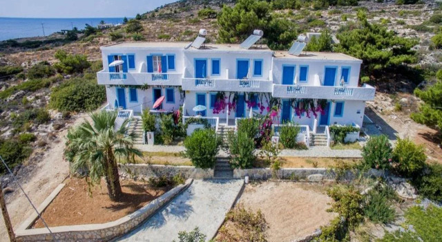 Blue Swan Studios, Rezervasyon Otel Kato Lefkos Yunanistan