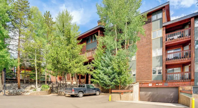 Апартаменты с 2 комнатами 1 Block to Main St: Modern Breckenridge Condo!
