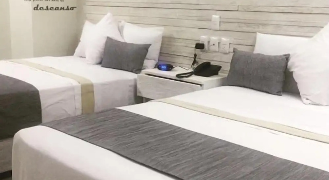 Четырёхместный номер Superior Gran Plaza Hotel Centro Histórico