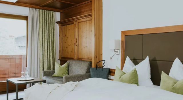 Двухместный номер Classic с балконом Hotel Tauernhof