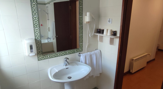 Семейный номер Standard Flag Hotel Fátima Irmãs Dominicanas
