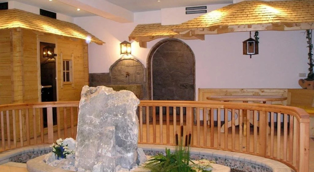 Hotel Alpenrose Mühlbach am Hochkönig, Rezerwuj Hotel Hotele w Salzburg z parkingiem, Parking