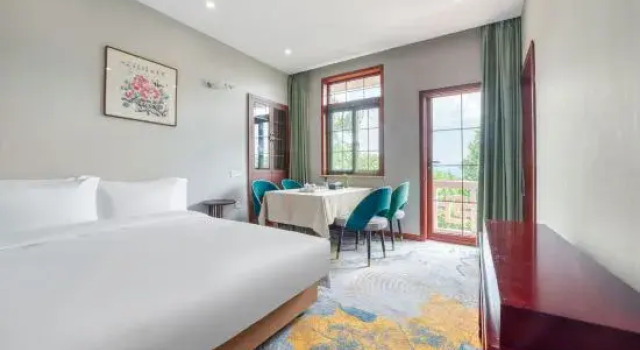 Семейный люкс Huabei Hotel on West Lake