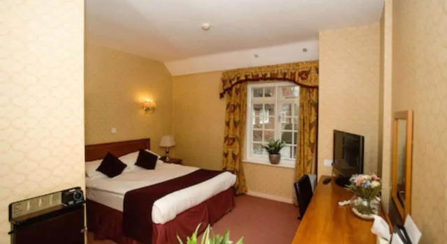 Номер Economy Howfield Manor Hotel