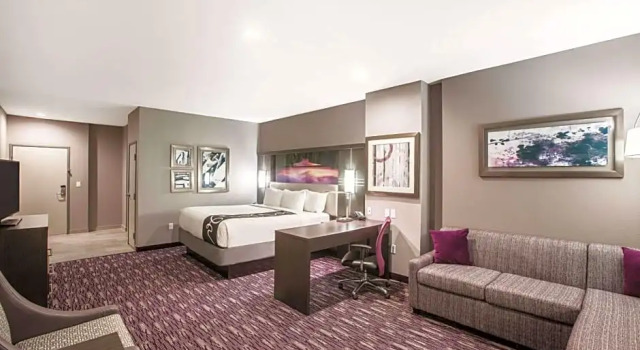 Номер Executive La Quinta Inn & Suites by Wyndham Kingsville