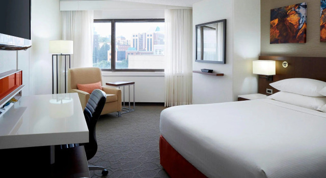 Двухместный номер Standard Delta Hotels by Marriott Quebec