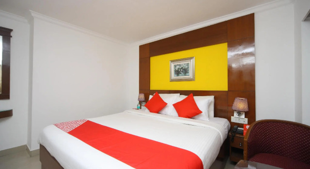 OYO 69538 Kapoor Inn, Book Hotel Phagwara Punjab