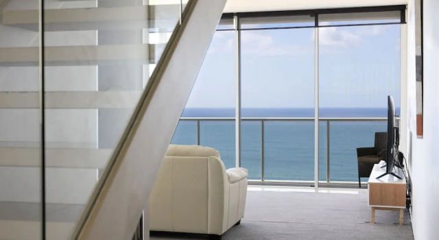 Люкс с 3 комнатами с видом на море ULTIQA Air On Broadbeach