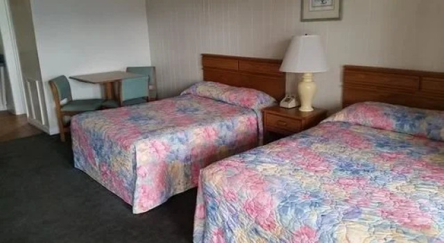 Sea Palms Motel, Забронировать Мотель Мотели Миртл-Бич, рядом с Парк аттракционов Фэмили-Кингдом, Мотель