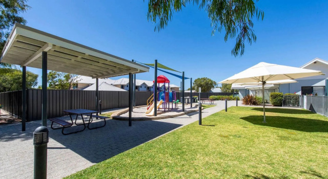 Escape to 39 at Cape View, Забронировать Отель Басселтон Geographe Bay, рядом с Busselton Archery &amp; Family Fun Park
