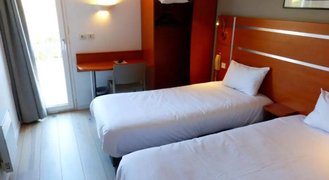Двухместный номер Standard Hotel & Restaurant Heliotel