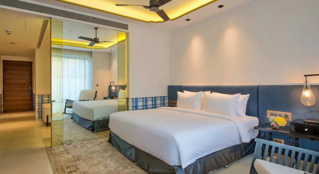 Номер Premium с балконом Azaya Beach Resort Goa