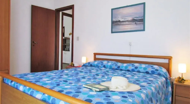 Pleasant Holiday Home With Shared Swimming Pool, Забронировать Отель Отели Бибионе-Пинеда с парковкой, рядом с Долина Вальгранде, Парковка