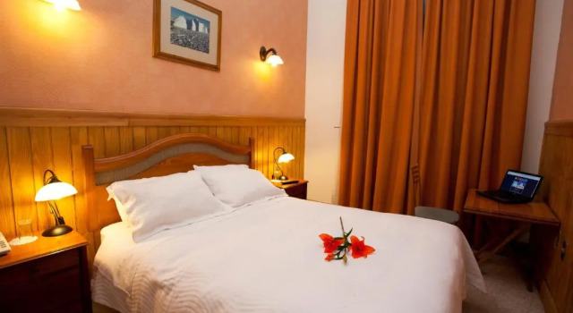 Двухместный номер Standard Hotel Plaza