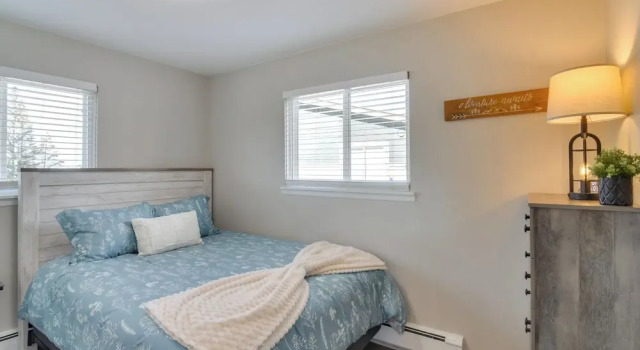3BR Riverfront Retreat! Mtn Views, Community Perks