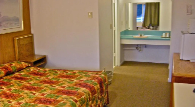 Номер Standard Motel 101