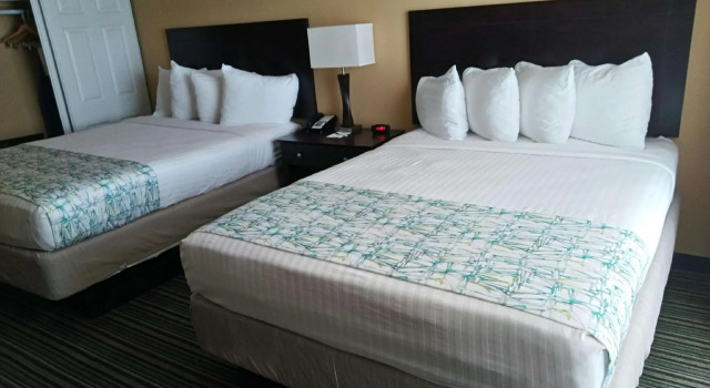 Четырёхместный номер Standard Spark by Hilton Ormond Beach Oceanfront