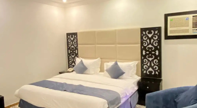 Номер 2 Rooms and a Hall City Center Plaza Aparthotel