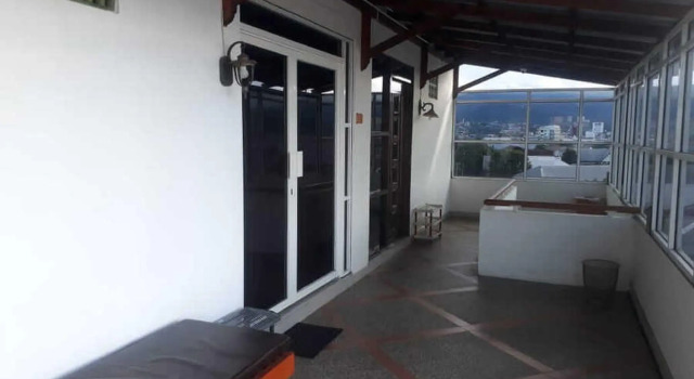 RedDoorz Brand MAN12045 RedDoorz near Megamall Manado, Book Hotel Hotels in Sulawesi with Parking, Parking