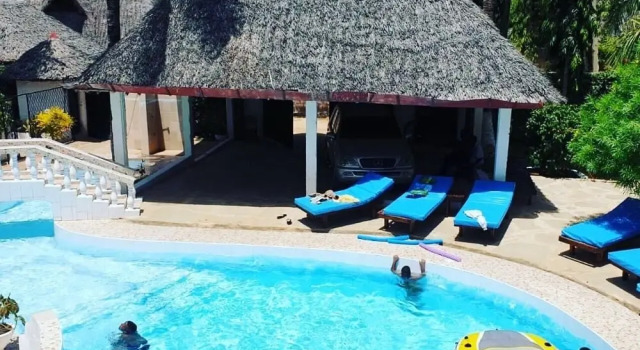 Three Bedroom Cottage, Rezervasyon Tatil Evi Diani Beach 