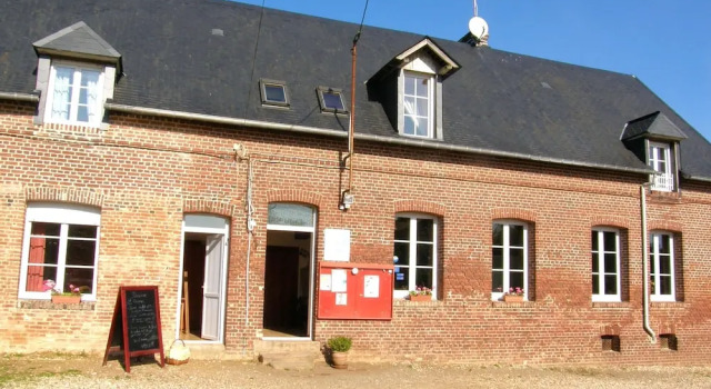 House With 4 Bedrooms in Berville, With Furnished Garden - 20 km From, Book Hotel  