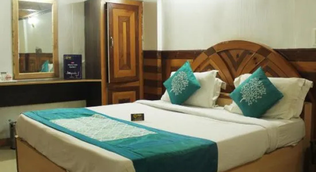 OYO Premium Near Zoo Nainital, Rezervovat Hotel Nainital Uttarakhand