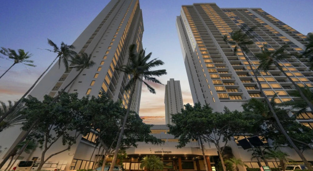 Beach Oasis with Ocean & City Views with FREE Parking!