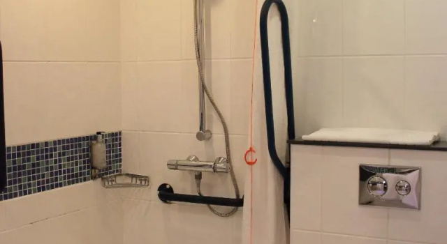 Двухместный номер Standard Holiday Inn Express Cardiff Airport by IHG