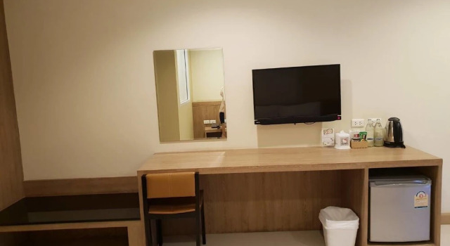 Двухместный номер Standard с балконом OMG Hotel